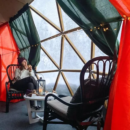 Aurora Igloo Fireplace-Heated Tents In A Secret Forest With Private Jacuzzi And Shared Sauna Bathroom And Dog Friendly Rovaniemi Exterior photo