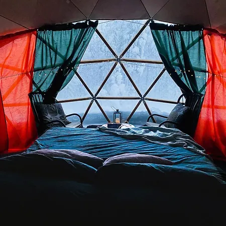 Aurora Igloo Fireplace-Heated Tents In A Secret Forest With Private Jacuzzi And Shared Sauna Bathroom And Dog Friendly Rovaniemi Exterior photo