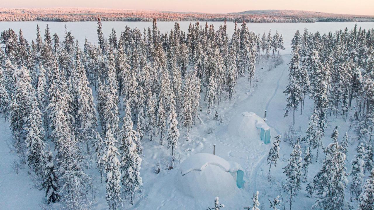 Luxury tent Aurora Igloo Fireplace-heated Tents In A Secret Forest With Private Jacuzzi And Shared Sauna Bathroom And Dog Friendly Rovaniemi